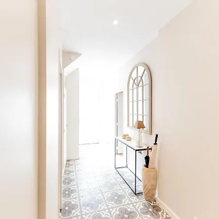 Holiday home Maison 3 Ch. Centre-ville, Proche Et Marche, 8 Pers, 3*, Wi-fi - Fr-1-197-523 *